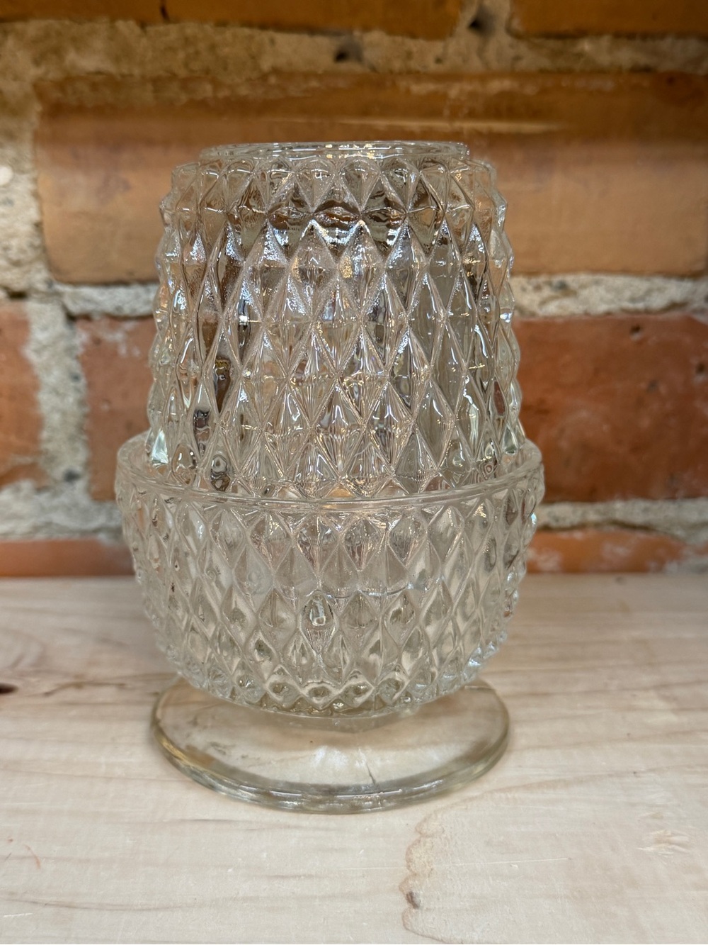 vintage Indiana Glass Diamond Point Fairy Lamp